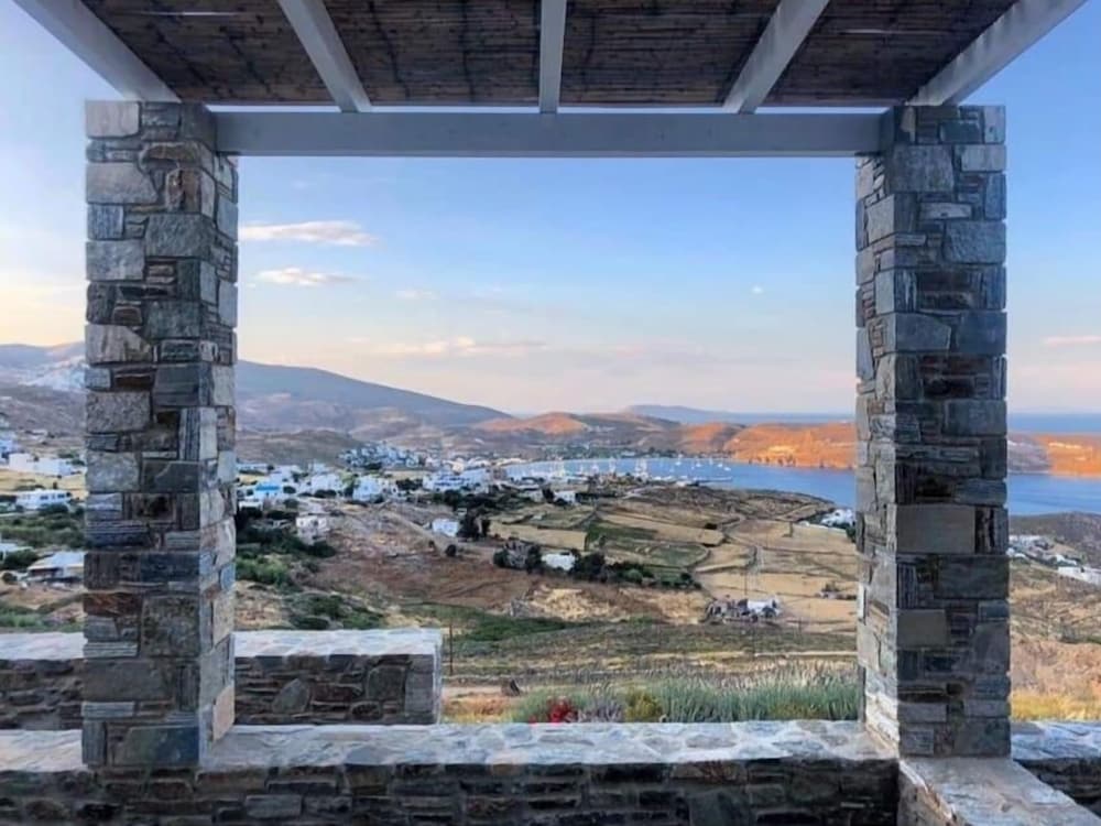 Serifos Blue view 4