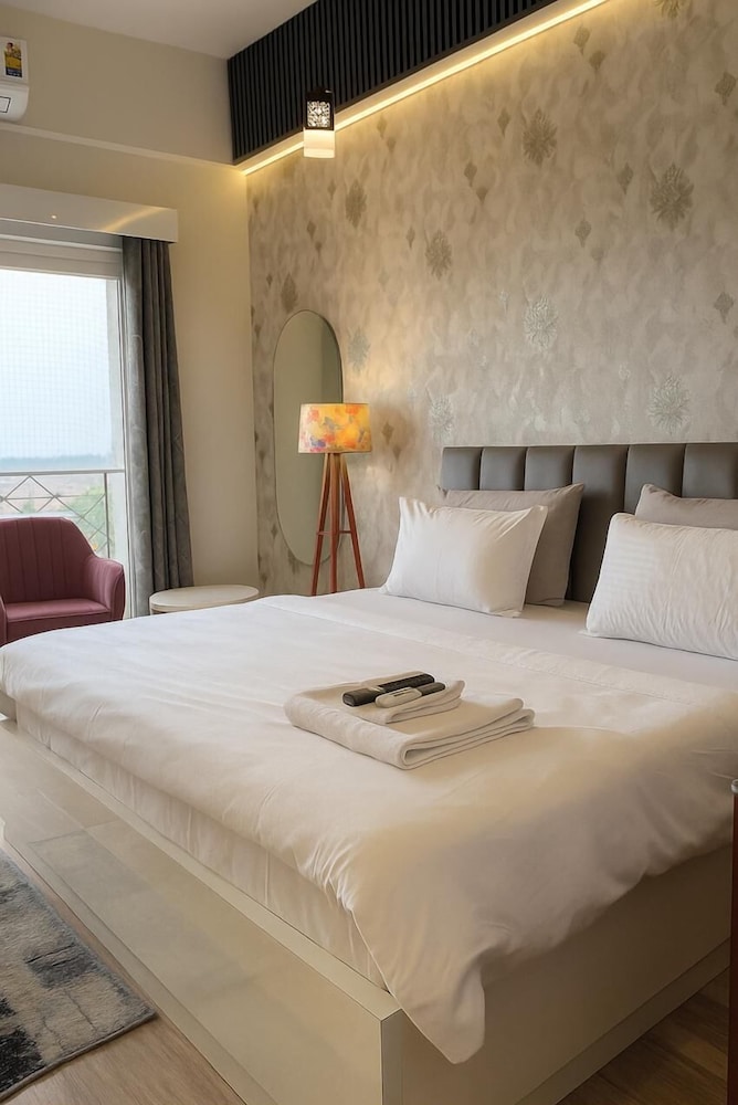 Trovero Suites