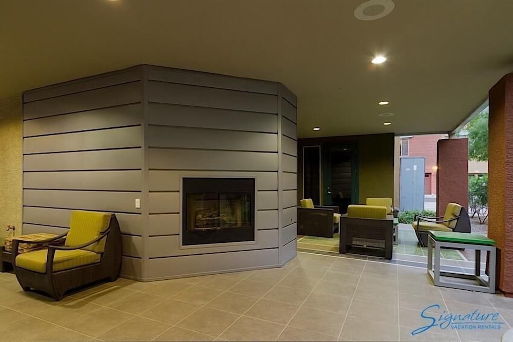 Glendale Getaway By Signature Vacation Rentals - Property Image 3