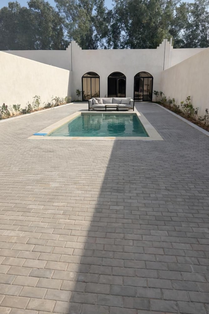 Hdb villas Resort