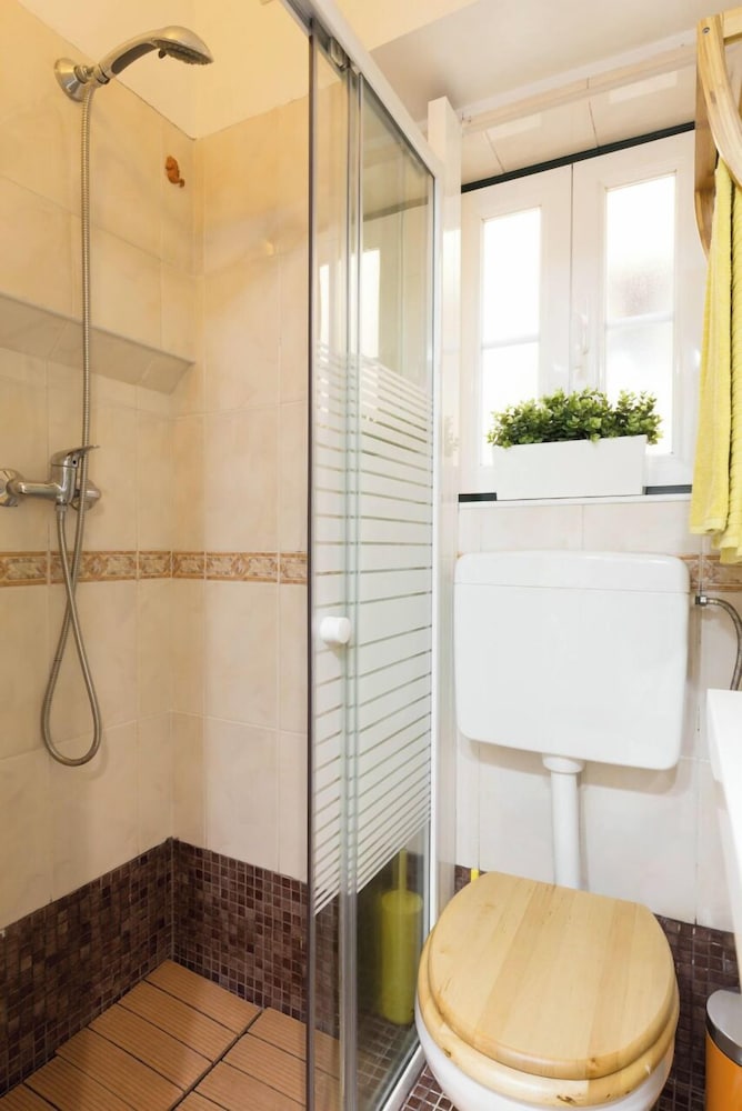 Alfama Vibes Apartments