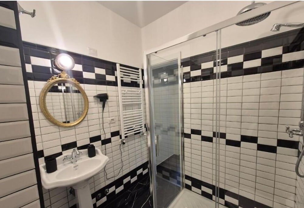 HEBE Eternity Rooms