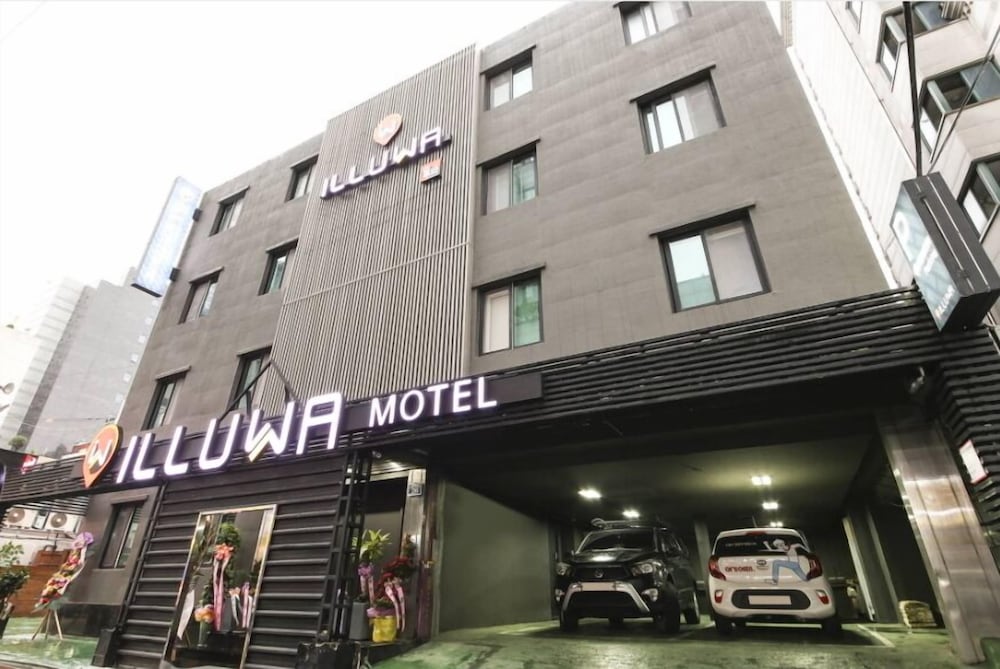 ILLUWA-M