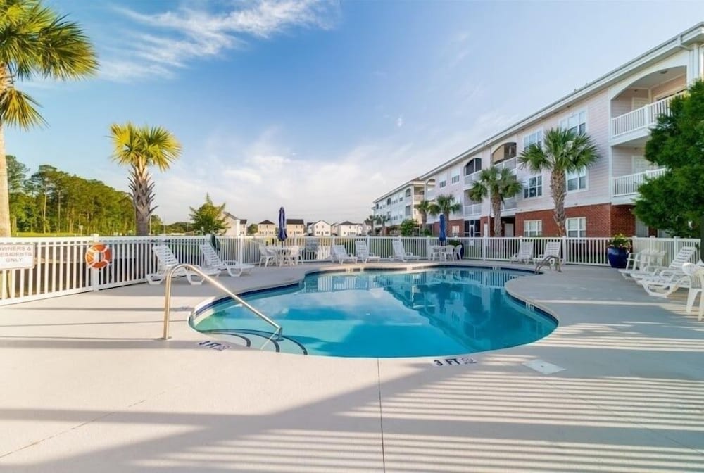 Cypress Bay Ee15 2 Bedroom Condo