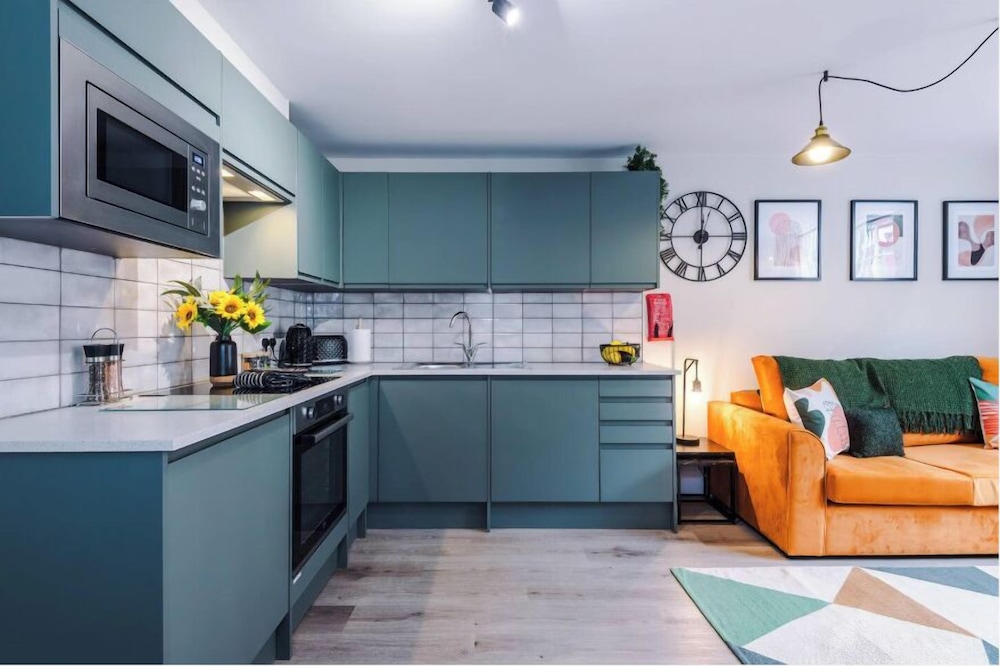 Flat 2 30 Northgate