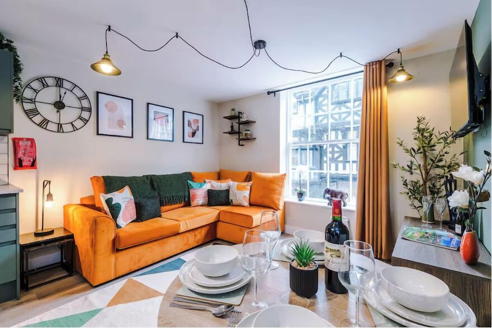 Flat 2 30 Northgate