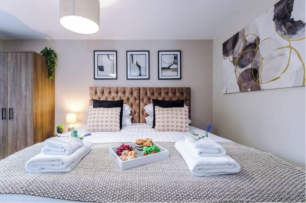 Flat 2 30 Northgate