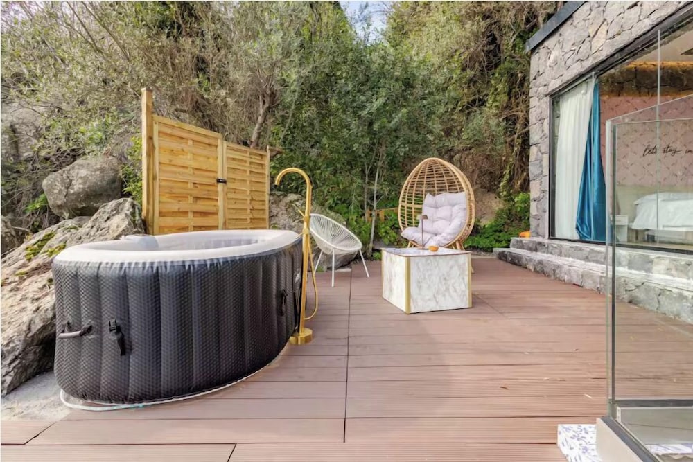 Dolce Lava - Natural Luxury Experience