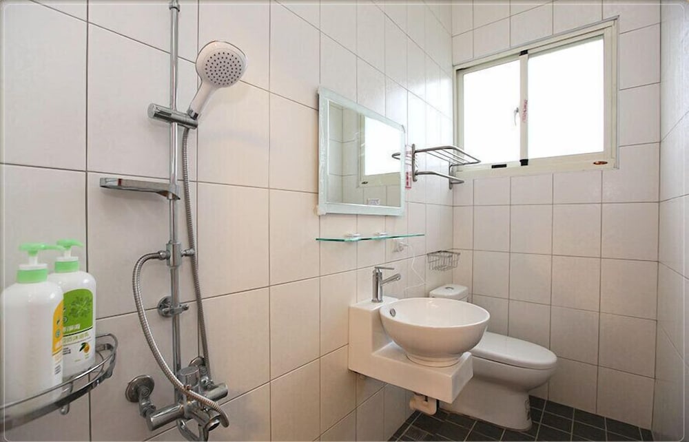 6636 B&B