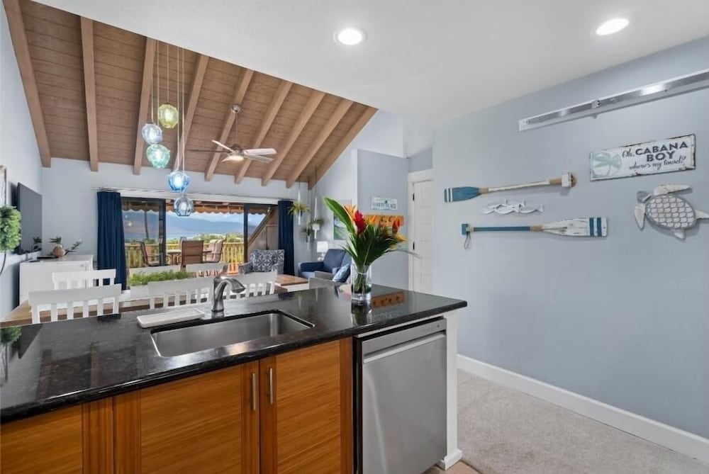 Maui Kamaole, #l-201 2 Bedroom Condo