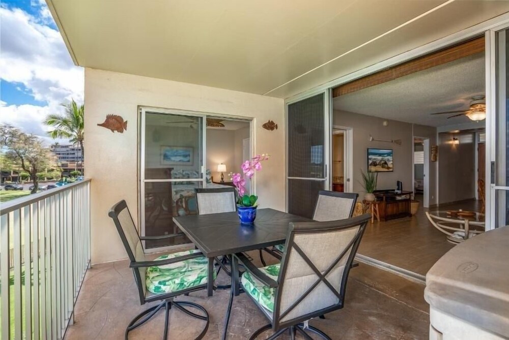 Royal Mauian, #307 2 Bedroom Condo by RedAwning