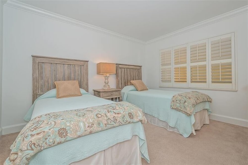 Sea Oats 344 2 Bedroom Condo by RedAwning view 5
