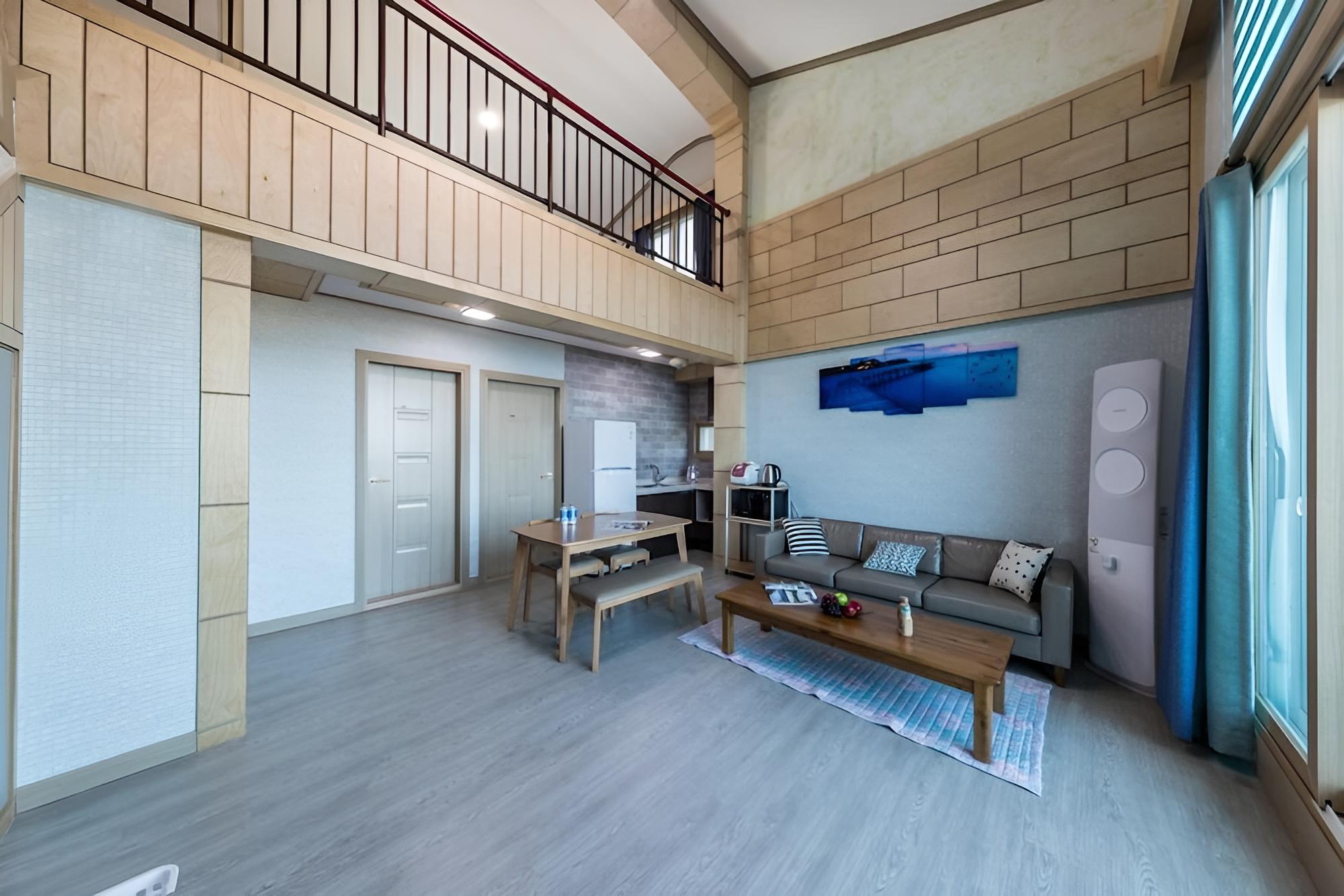 Yeosu Ailia Pension