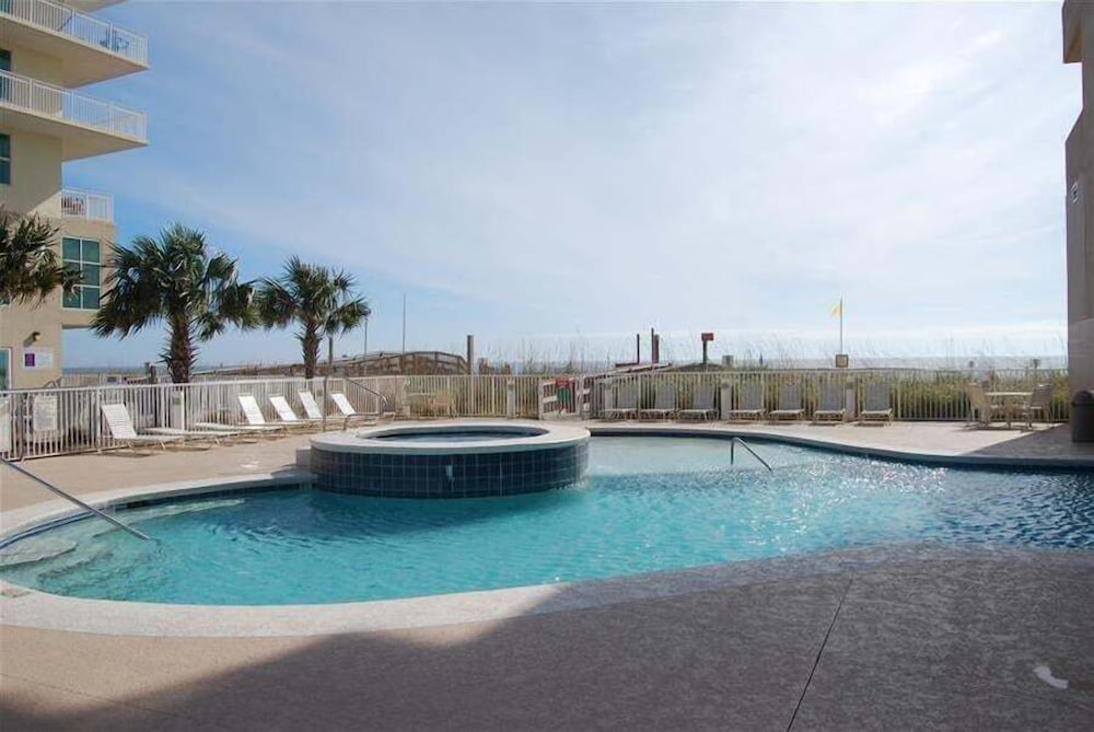 Crystal Shores West 707