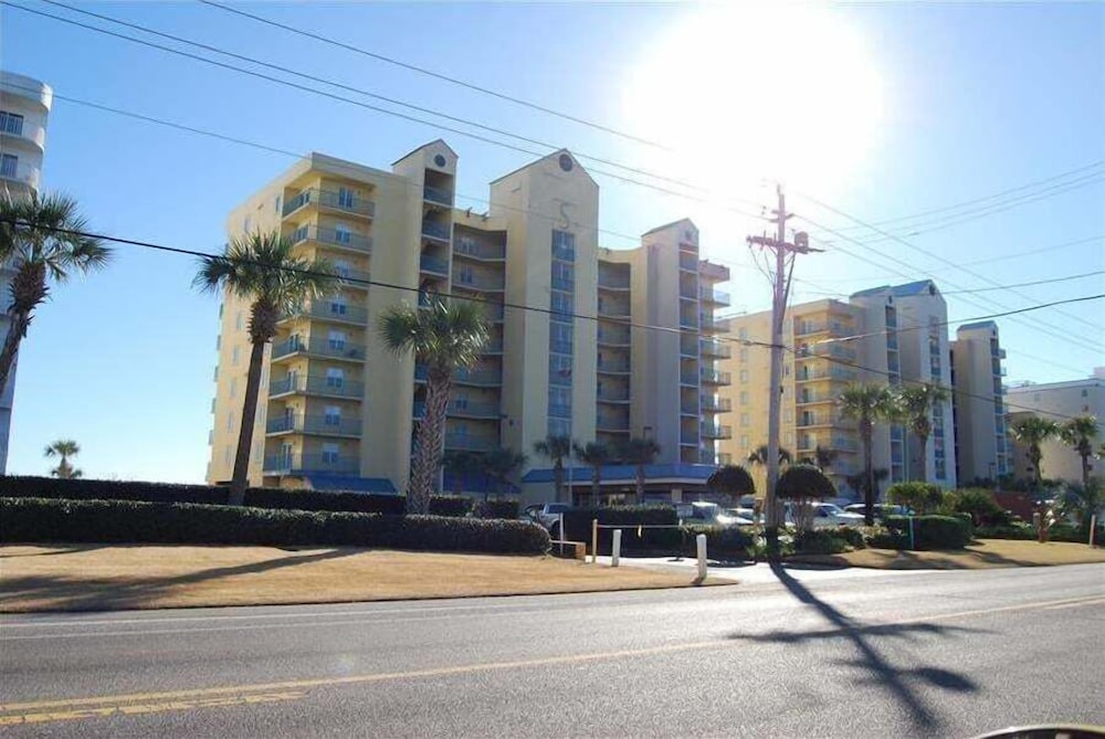 Surf Side Shores