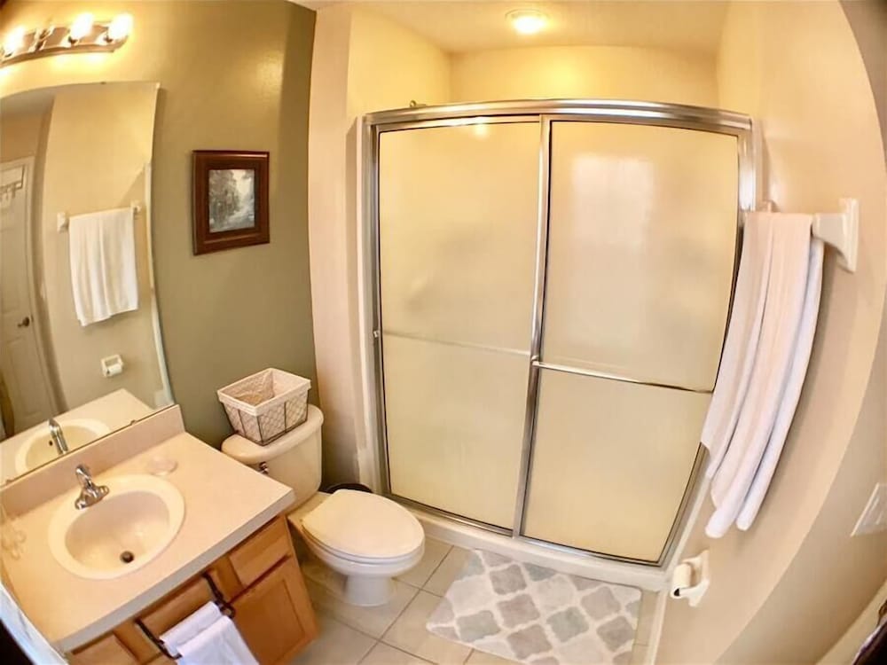 Encantada Resort 4 Bedrooms Near Disney in Orlando FL 3050 view 4
