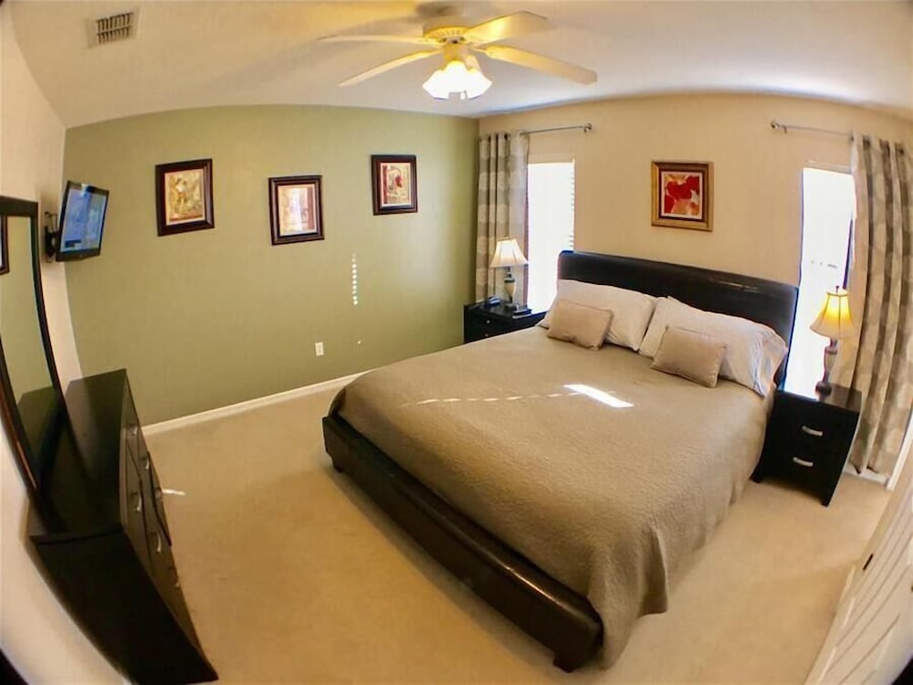 Encantada Resort 4 Bedrooms Near Disney in Orlando FL 3050 view 2