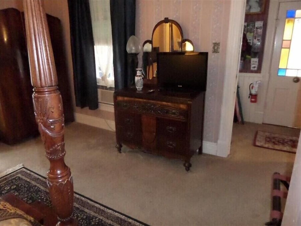 Bridgeford House Bed and Breakfast