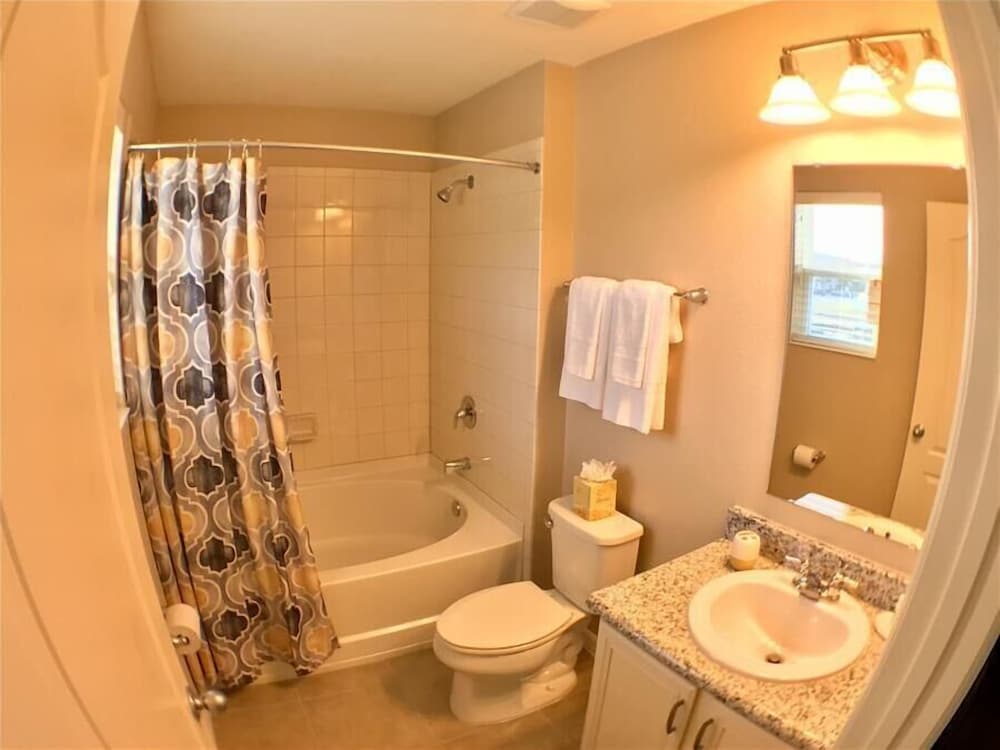 Family Friendly 4 Bedroom Close to Disney in Orlando Area 5126a - Image 3
