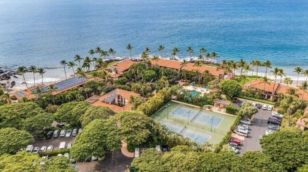 Makena Surf, #f-212 2 Bedroom Condo by RedAwning