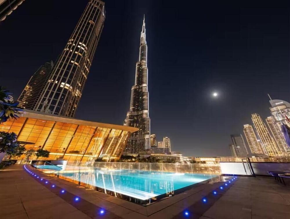 Roomszy Grande Residences Downtown Dubai