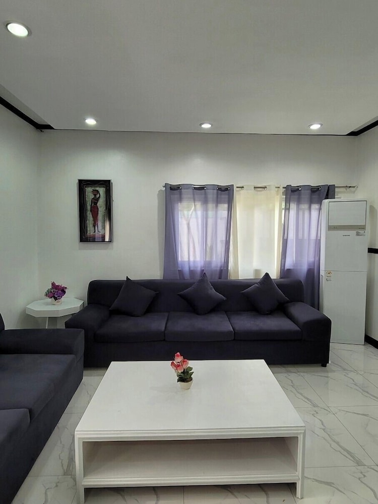 Jewelry Resort and Villas Tagaytay