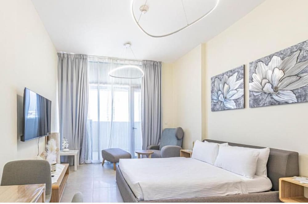 Cozy Studio in Azizi Shaista Al Furjan