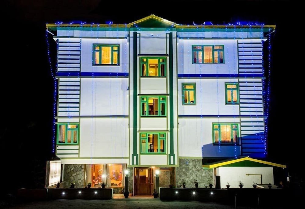 Hotel De Villa