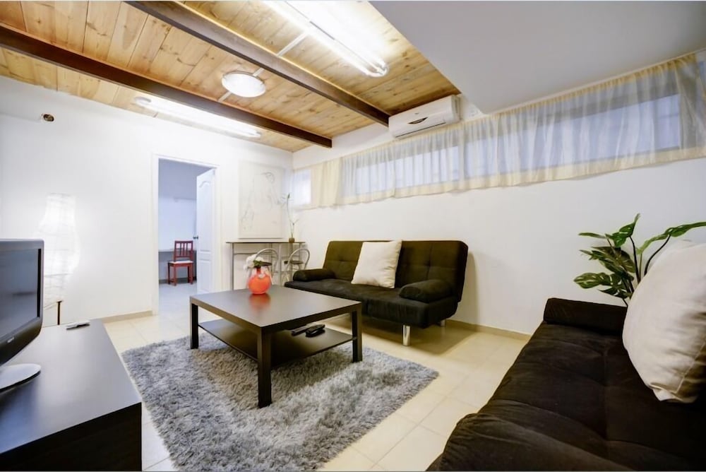 Tel-Aviving Apartments