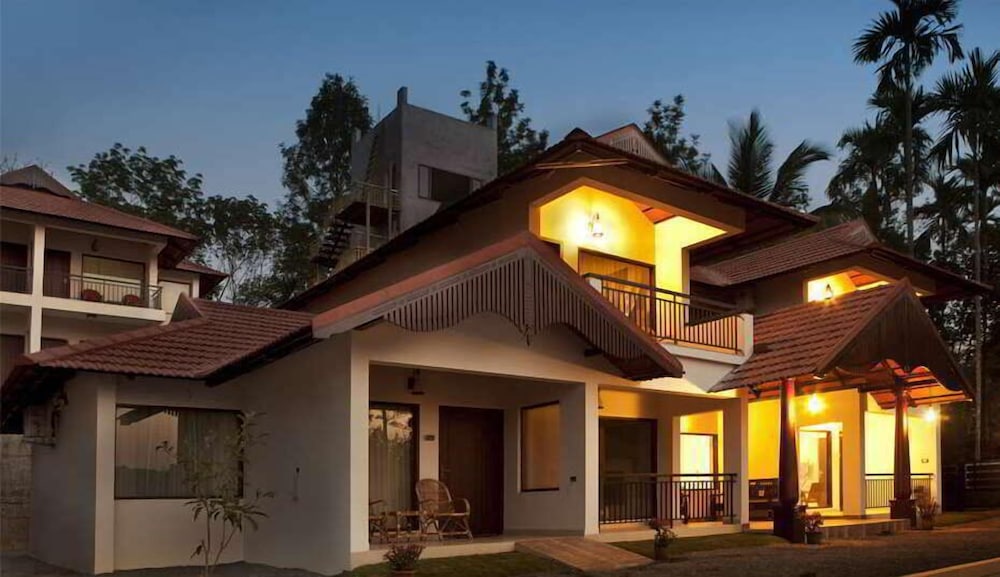 The Wave Water Front Luxury Resort & Spa