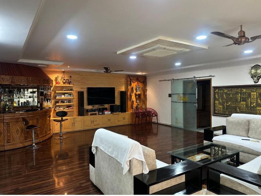 SBHS Homestay - Neeladri