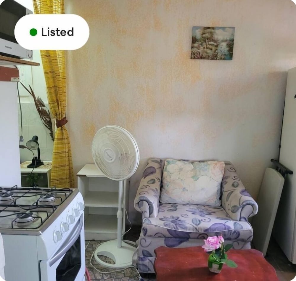 JO J'S Hostel