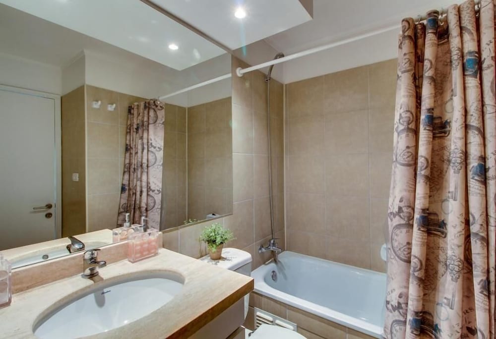 Almond Suite - San Francisco
