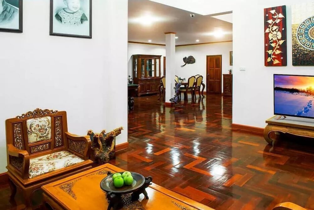 LPC Holiday Villa
