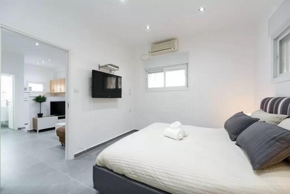 Sea Suites Apartments