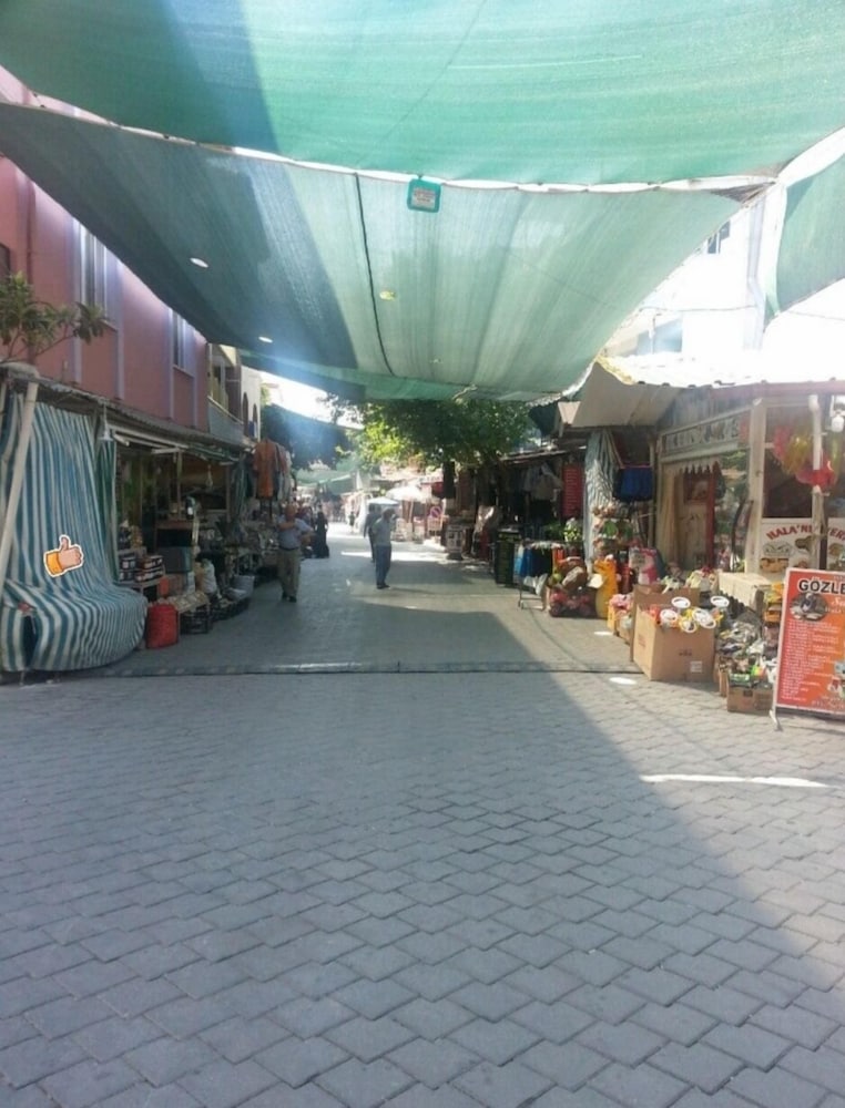 Photo 18