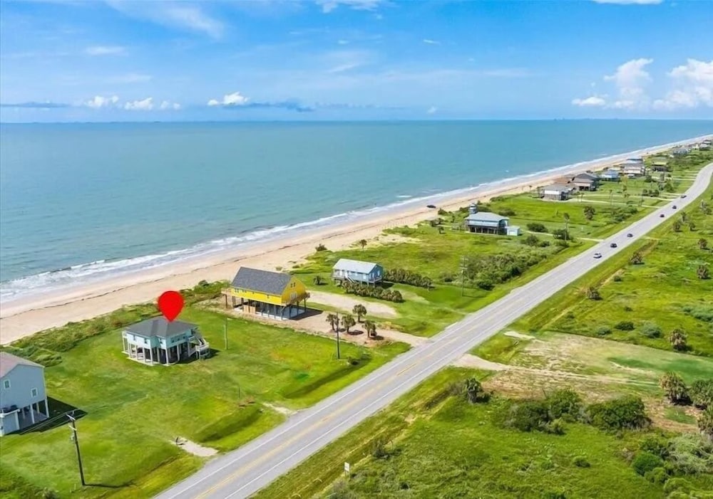 Bella Rossa 3 Bedroom Home by RedAwning view 3