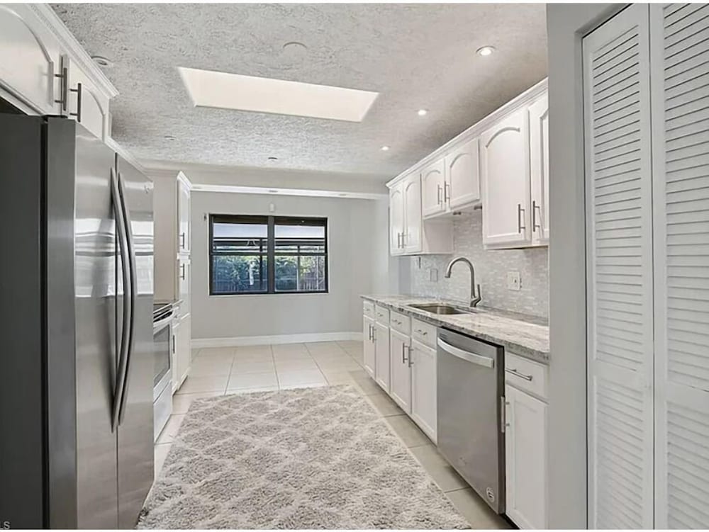 105th with Pool 654 3 bedroom 2 bedroom Remodel in works 3 Home