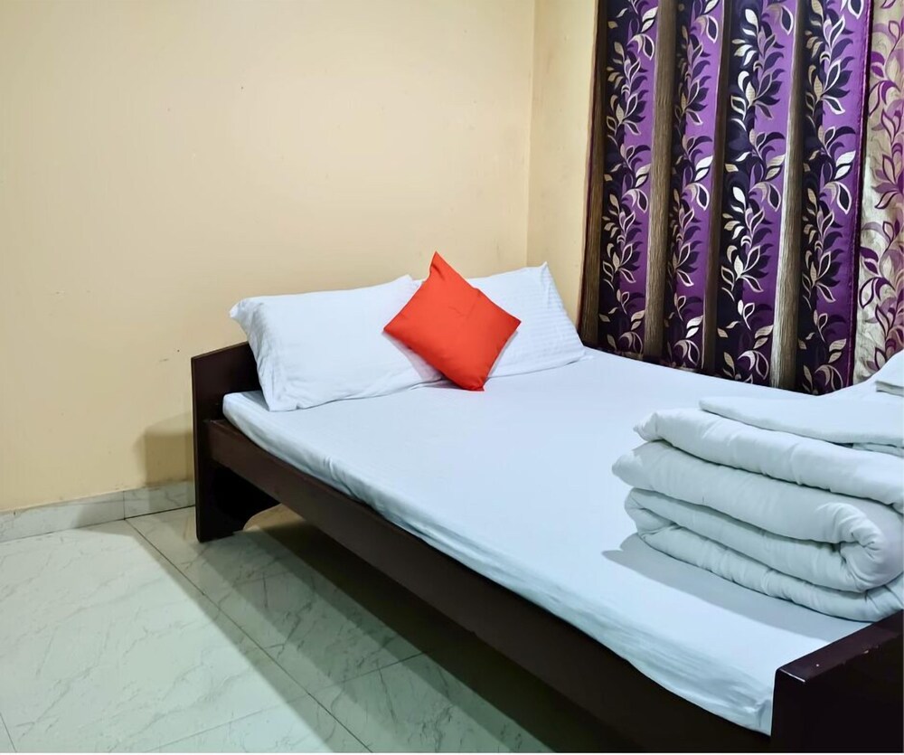 Hotel Famy Palace