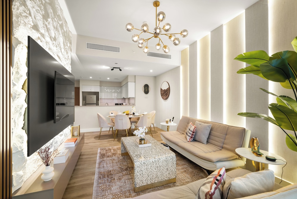 Ultra LUX Burj View Spacious High Floor