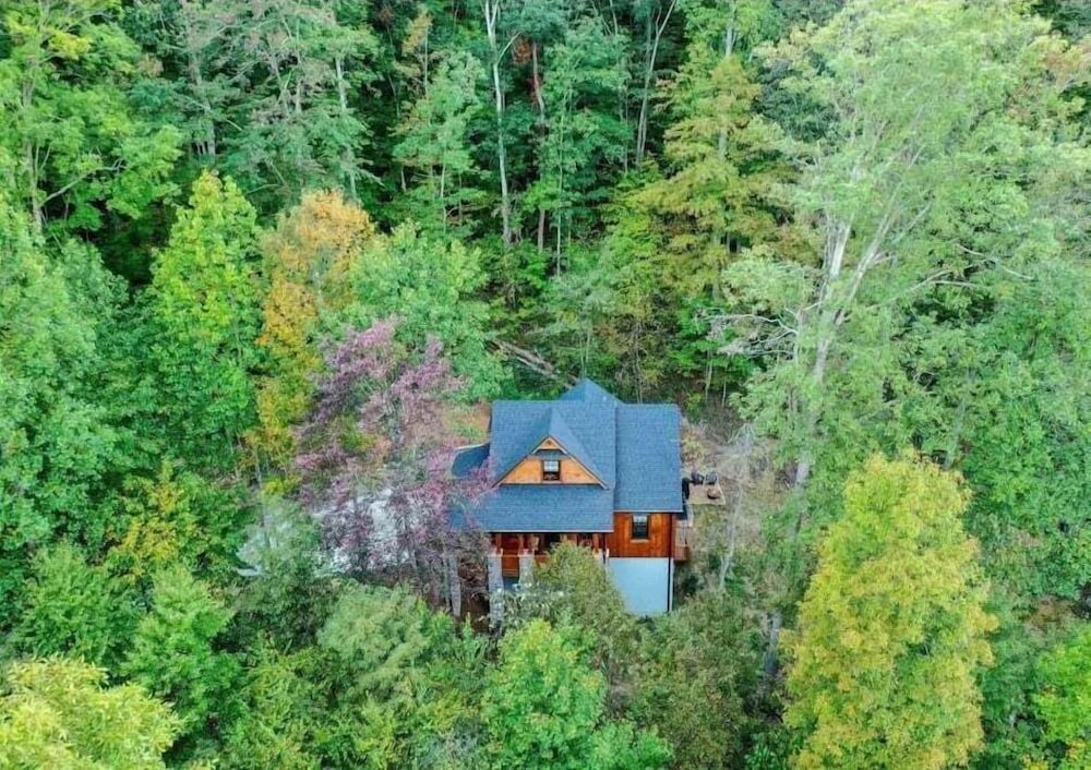 Pearl's Mountain Retreat 3 Bedroom Cabin