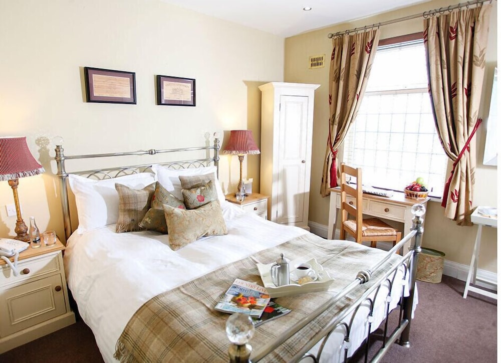 Longlands Inn and Restaurant