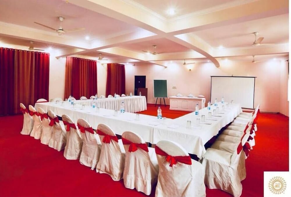 meeting & event spaces
