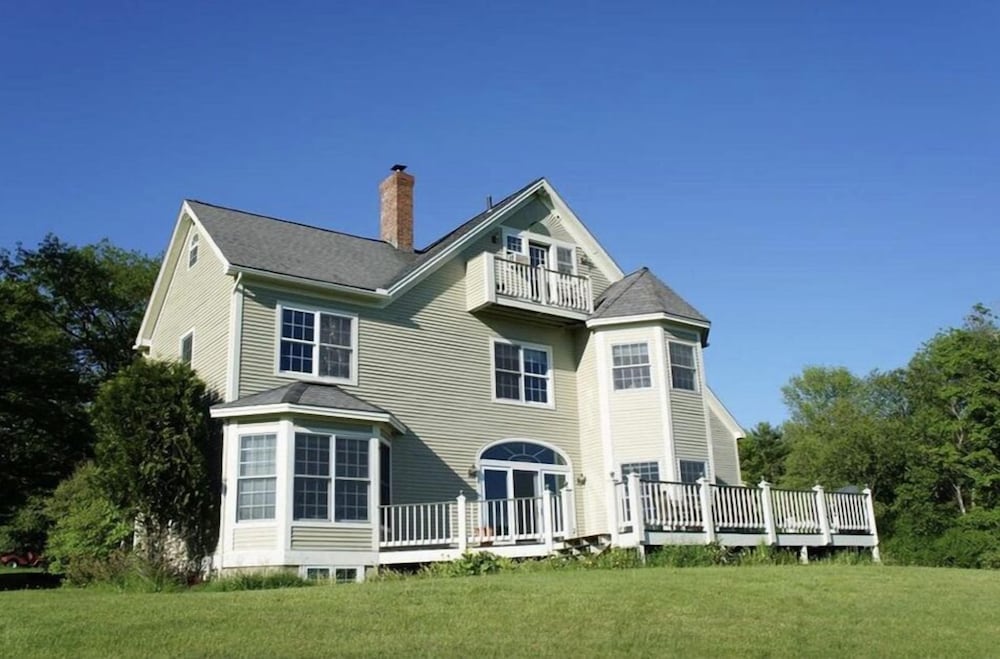 High Hill Inn