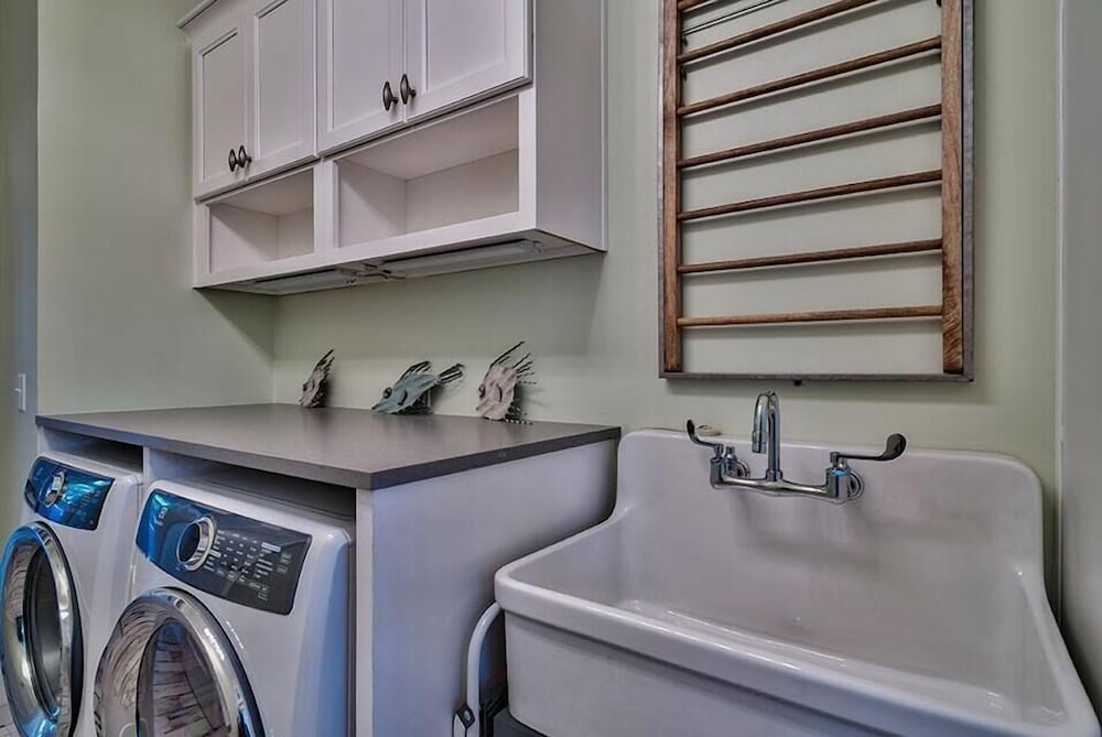 WaterColor Reunions 7 Bedroom Holiday Home by Five Star Properties
