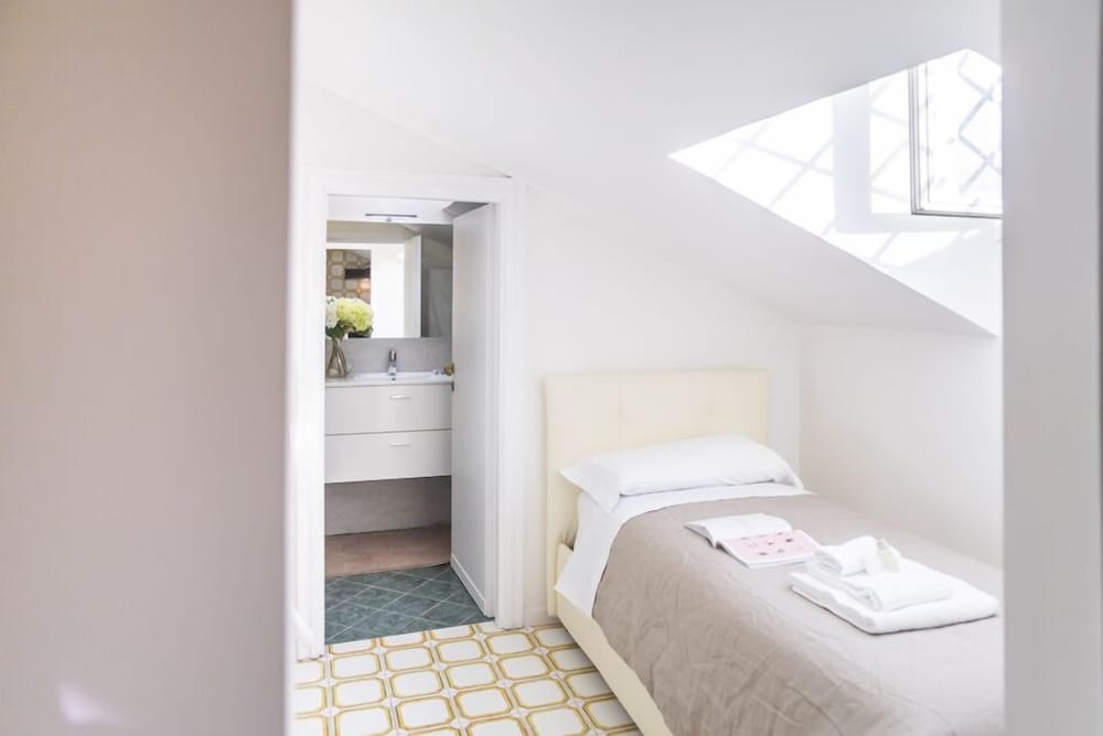 Rent In Rome - Vittoria Terrace