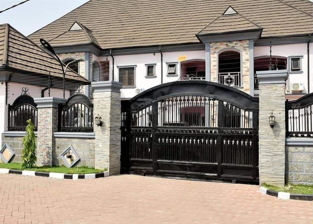 Onim Luxury Apartments