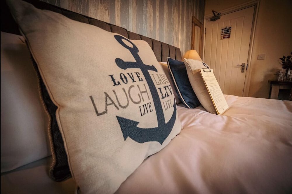 Hotel The Ring Pub Bed and Breakfast - Image 1