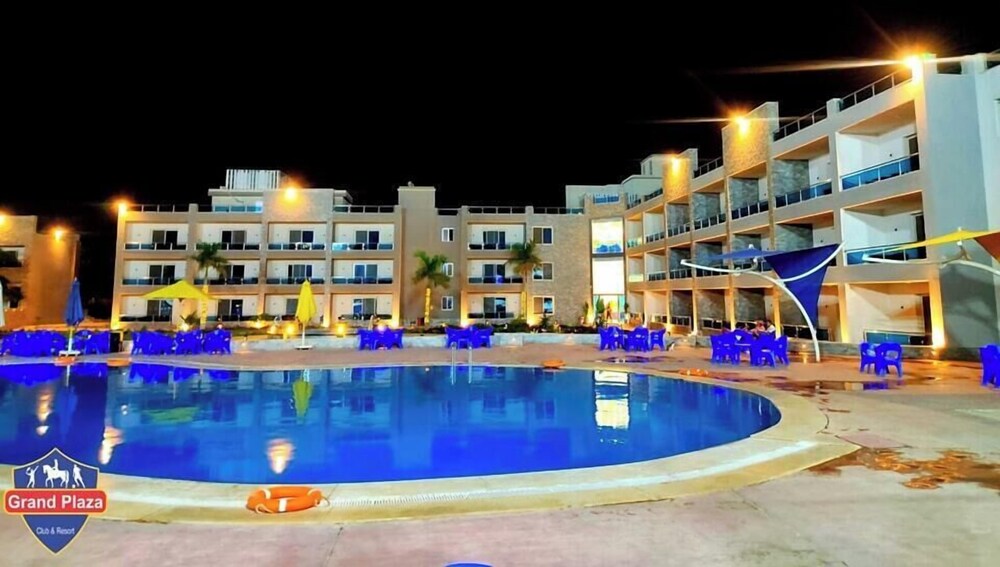 Grand Plaza Hotel