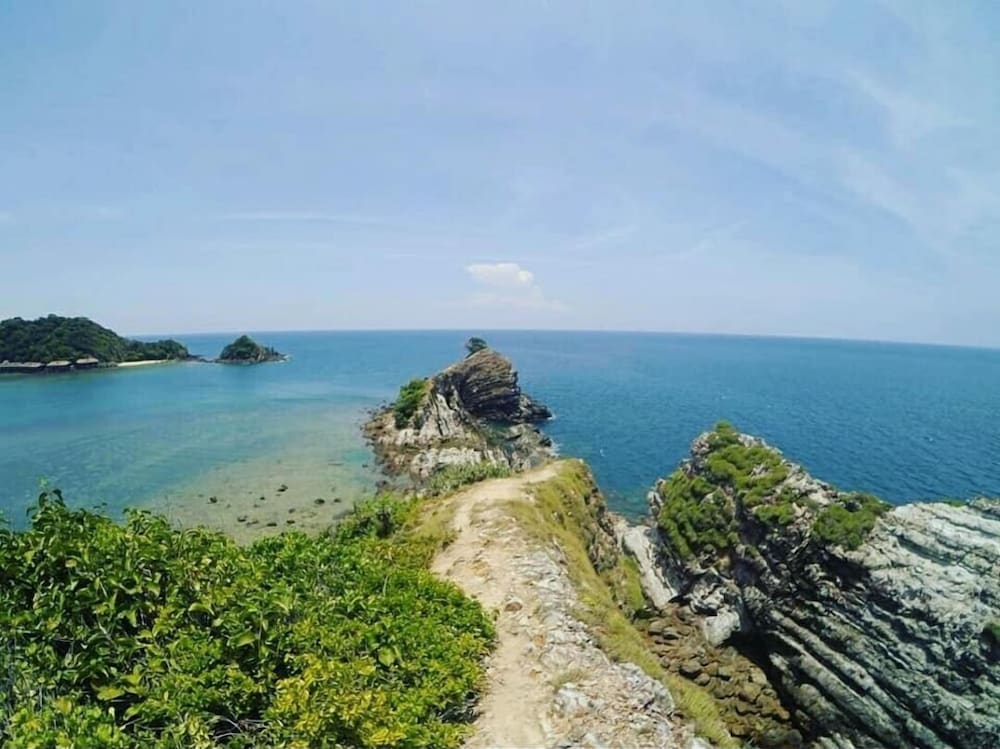 Kapas Island Resort